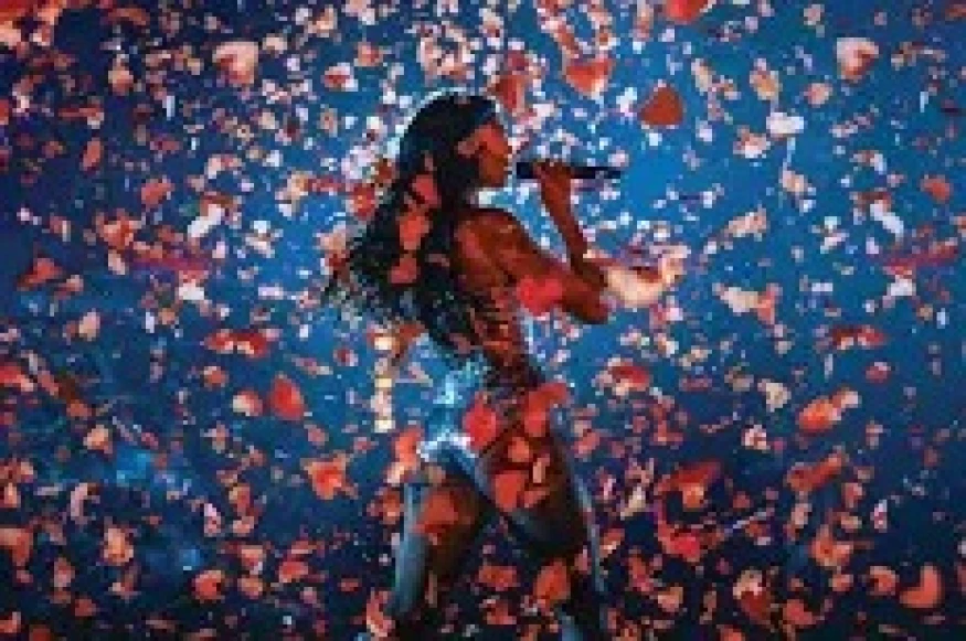 DUA LIPA DÉVOILE "DUA LIPA 'LIVE FROM MEXICO'" : L'ALBUM LIVE ET LE FILM DE SES CONCERTS AU MEXIQUE !